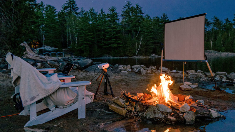 How to Throw an Outdoor Movie Night